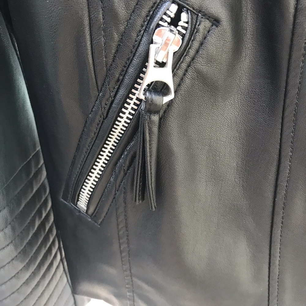 H&M Sleek Black Faux Leather Jacket with Silver Accents - Picture 5 of 6